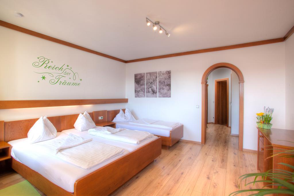Mathiasl Panorama Ferienwohnungen Bodensdorf Ngoại thất bức ảnh